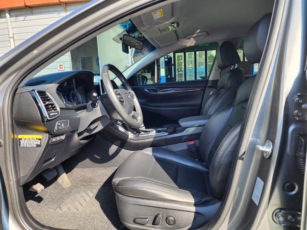 HYUNDAI Grandeur - Vista 12