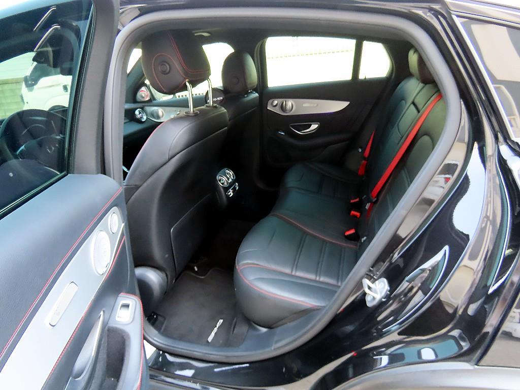 Mercedes Benz GLC Class - Vista 6