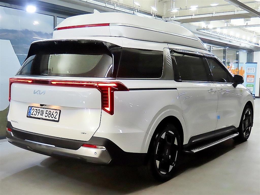 KIA Carnival - Vista 4