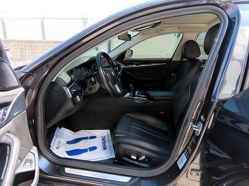 BMW 5 Series - Vista 5