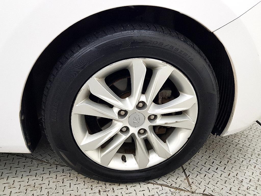 HYUNDAI i30 2014 Blanco - Importación desde Corea - HF Imports Iquique - Foto 20