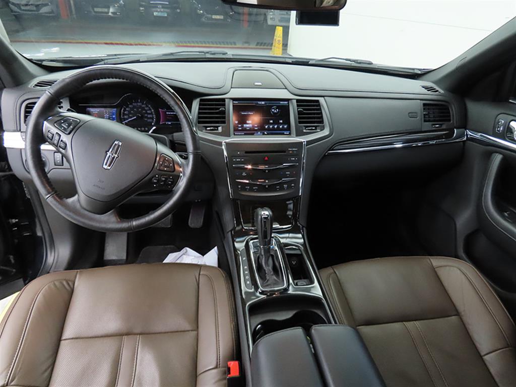 Lincoln MKS - Vista 7