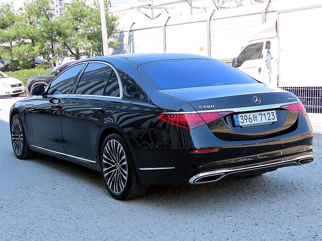 Mercedes Benz S Class - Vista 3