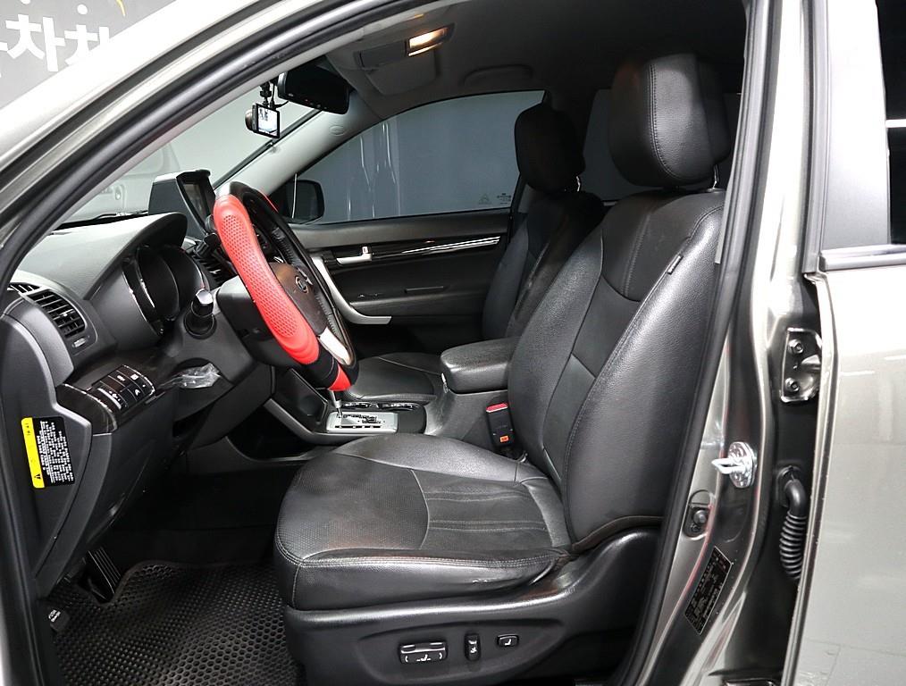 KIA Sorento - Vista 9