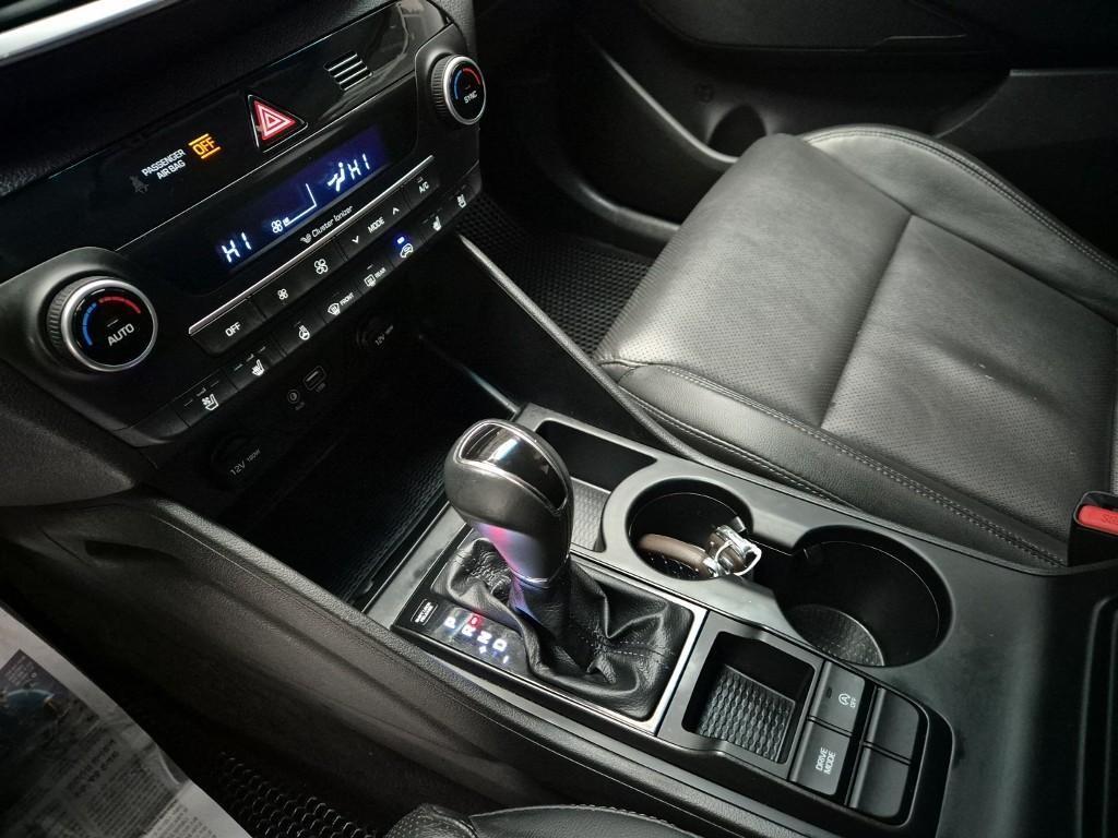 HYUNDAI Tucson - Vista 8