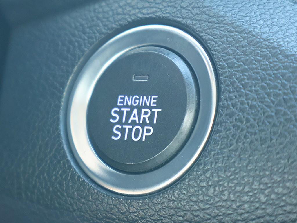 HYUNDAI i30 2018 Gris - Importación desde Corea - HF Imports Iquique - Foto 11