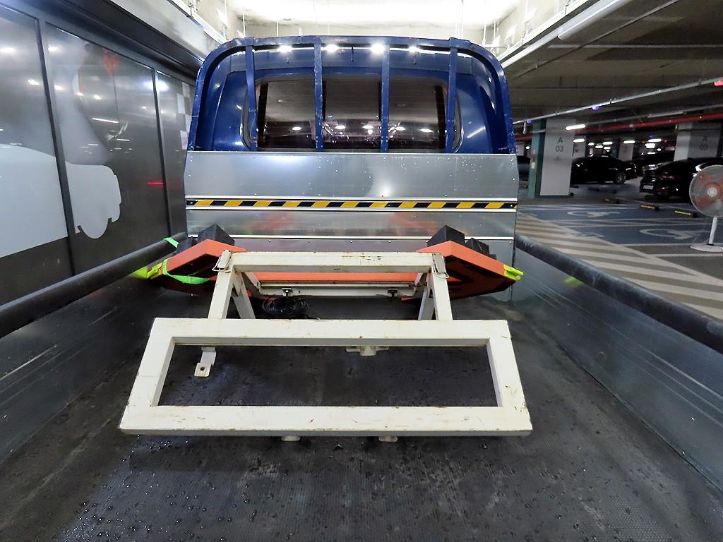 Small Truck Cargo (small) - Vista 6