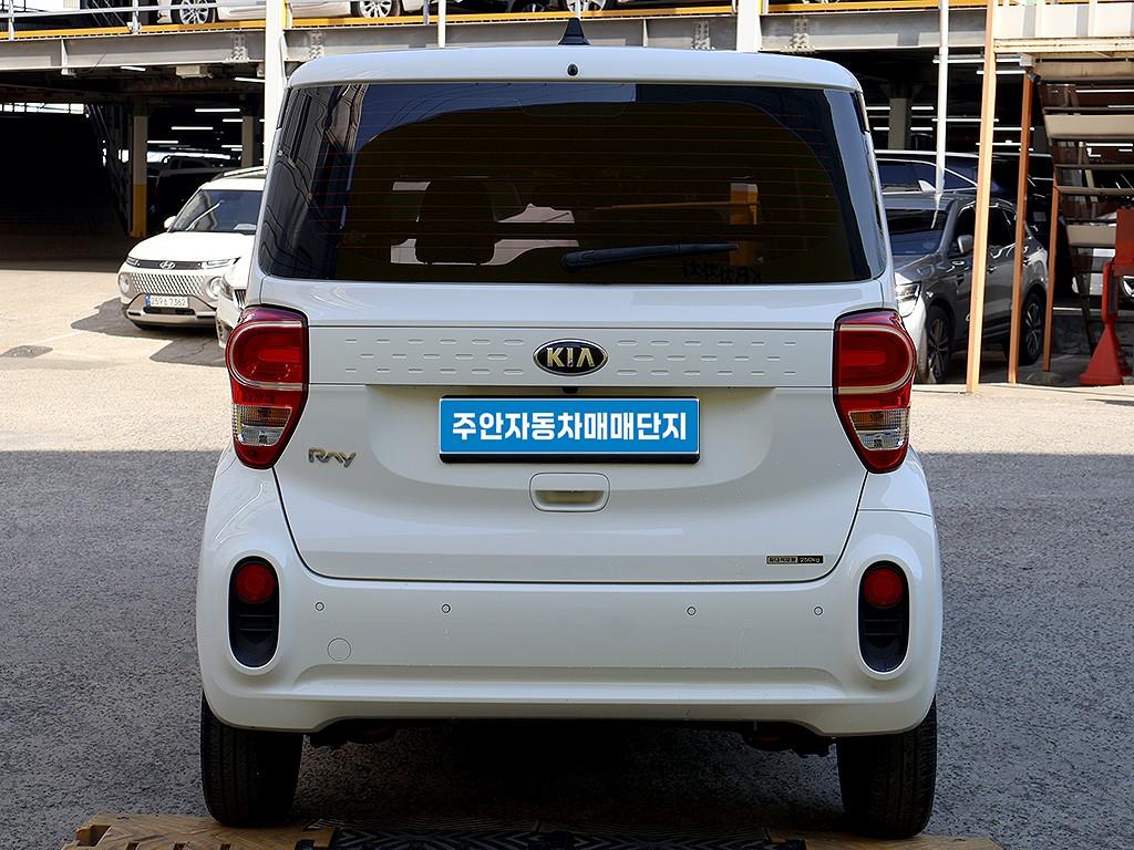 KIA Ray - Vista 3