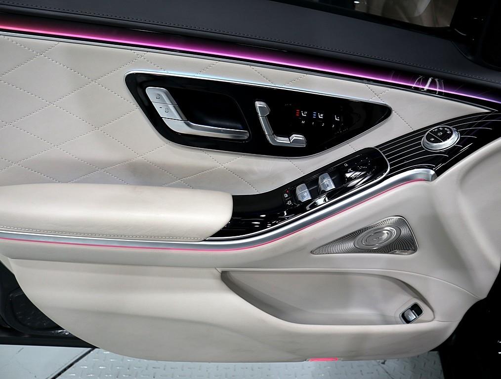 Mercedes Benz S Class - Vista 8