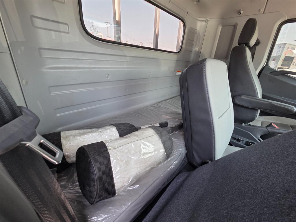 medium and large cargo Cargo - Vista 8