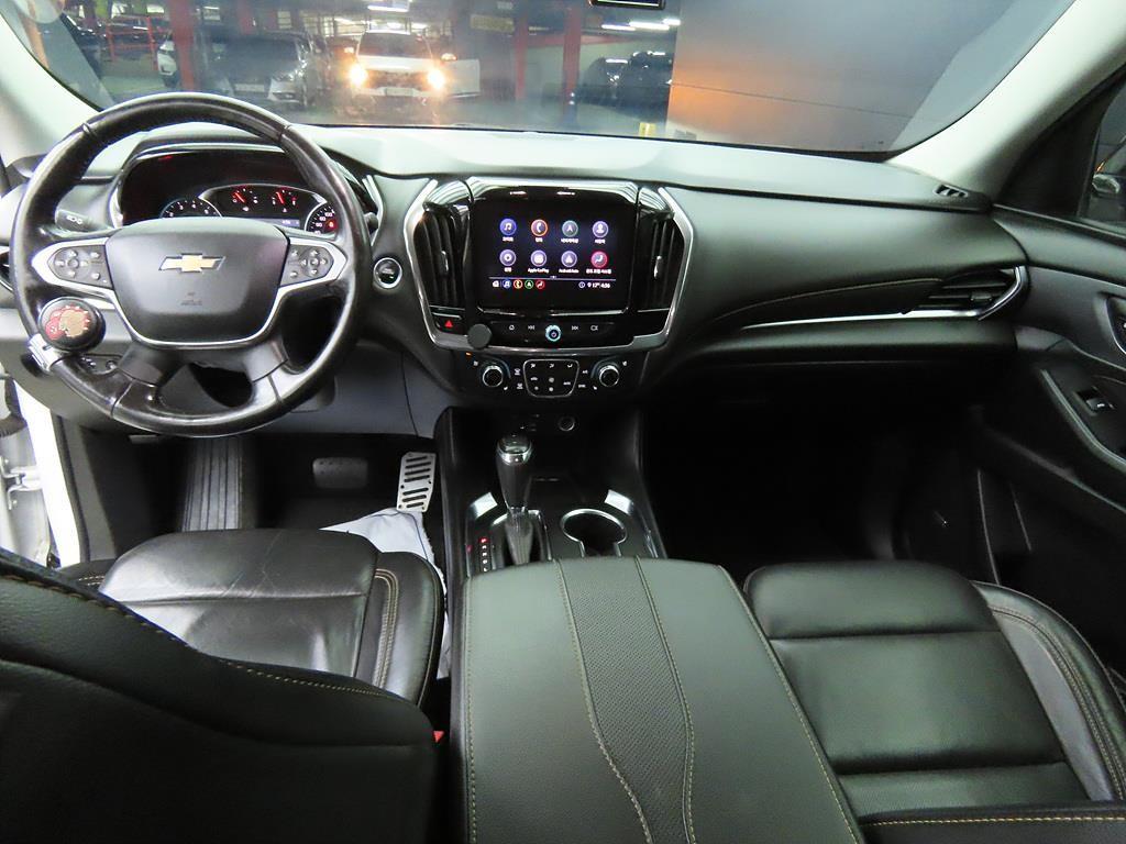 Chevrolet Travers - Vista 7