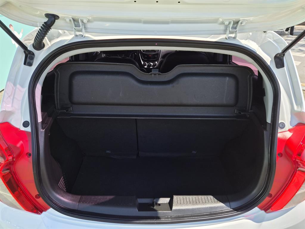 Chevrolet Spark 2016 Blanco - Importación desde Corea - HF Imports Iquique - Foto 18