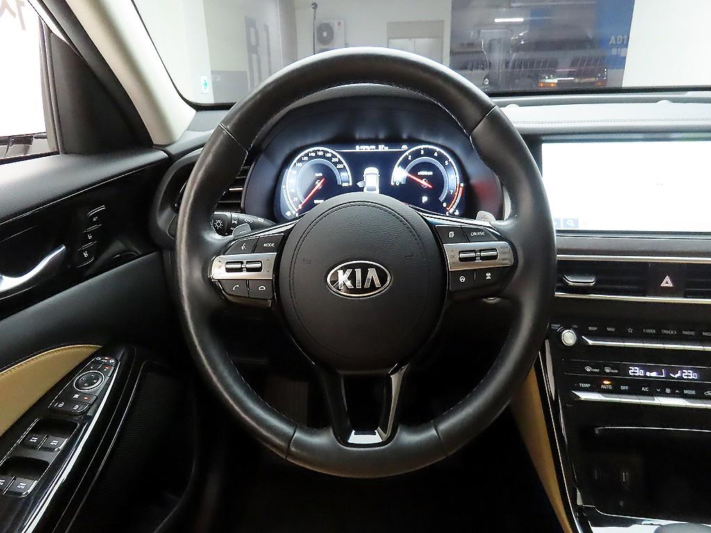 KIA K7 - Vista 7