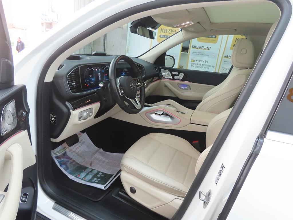 Mercedes Benz GLE Class - Vista 5