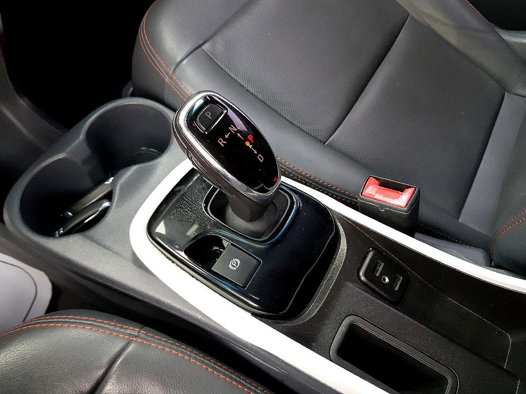 Chevrolet Bolt 2018 Blanco - Importación desde Corea - HF Imports Iquique - Foto 14