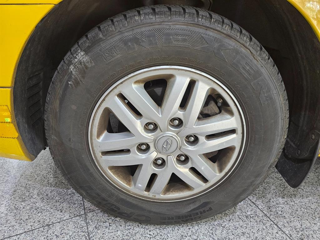 HYUNDAI Starex 2017 Amarillo - Importación desde Corea - HF Imports Iquique - Foto 18