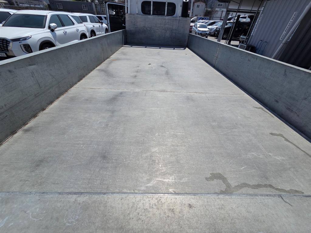 medium and large cargo Cargo - Vista 10