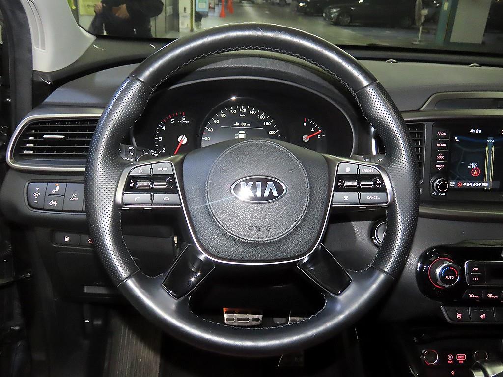 KIA Sorento - Vista 7