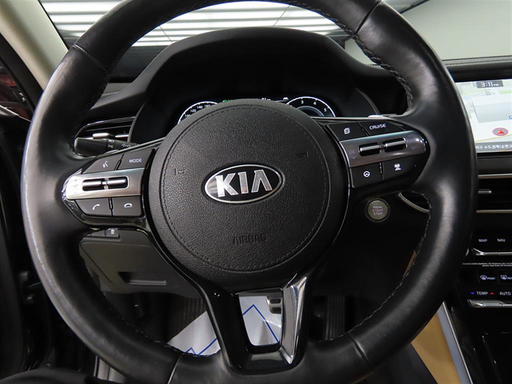 KIA K7 - Vista 8
