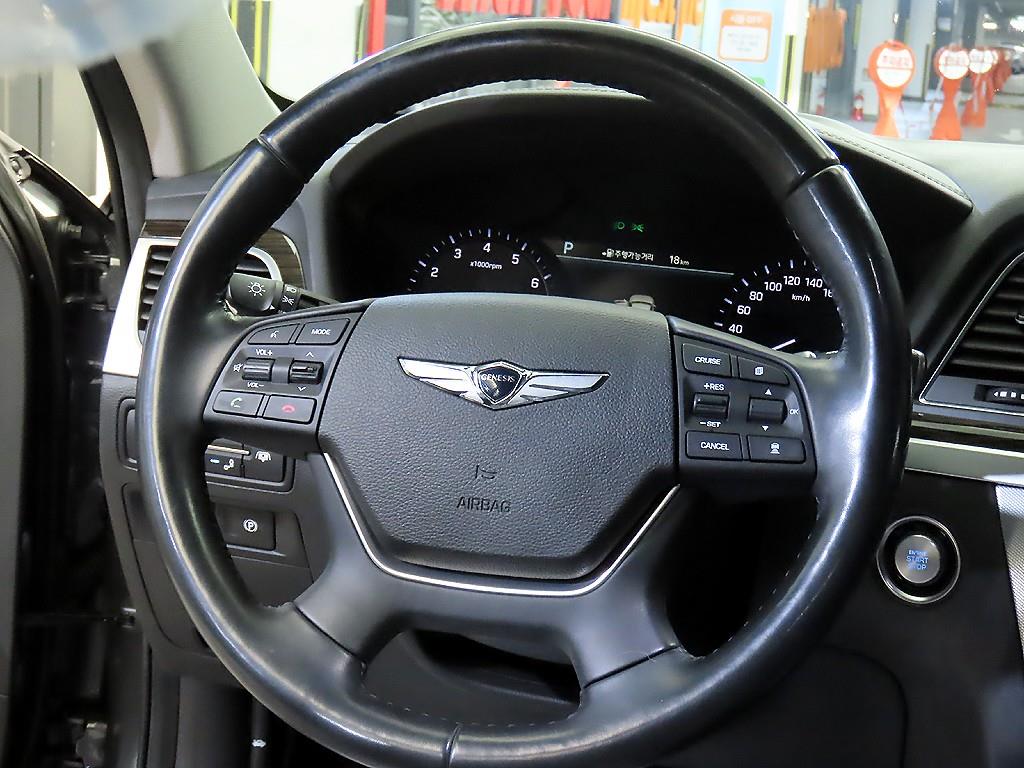 Genesis G80 - Vista 8