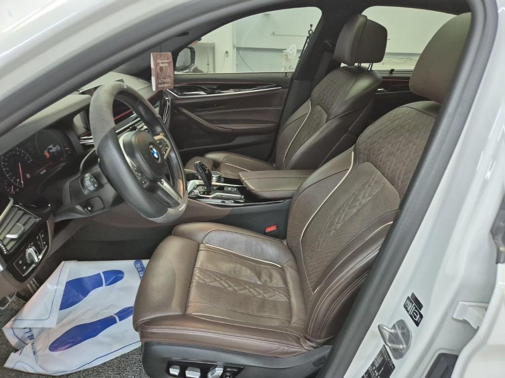 BMW 5 Series - Vista 8