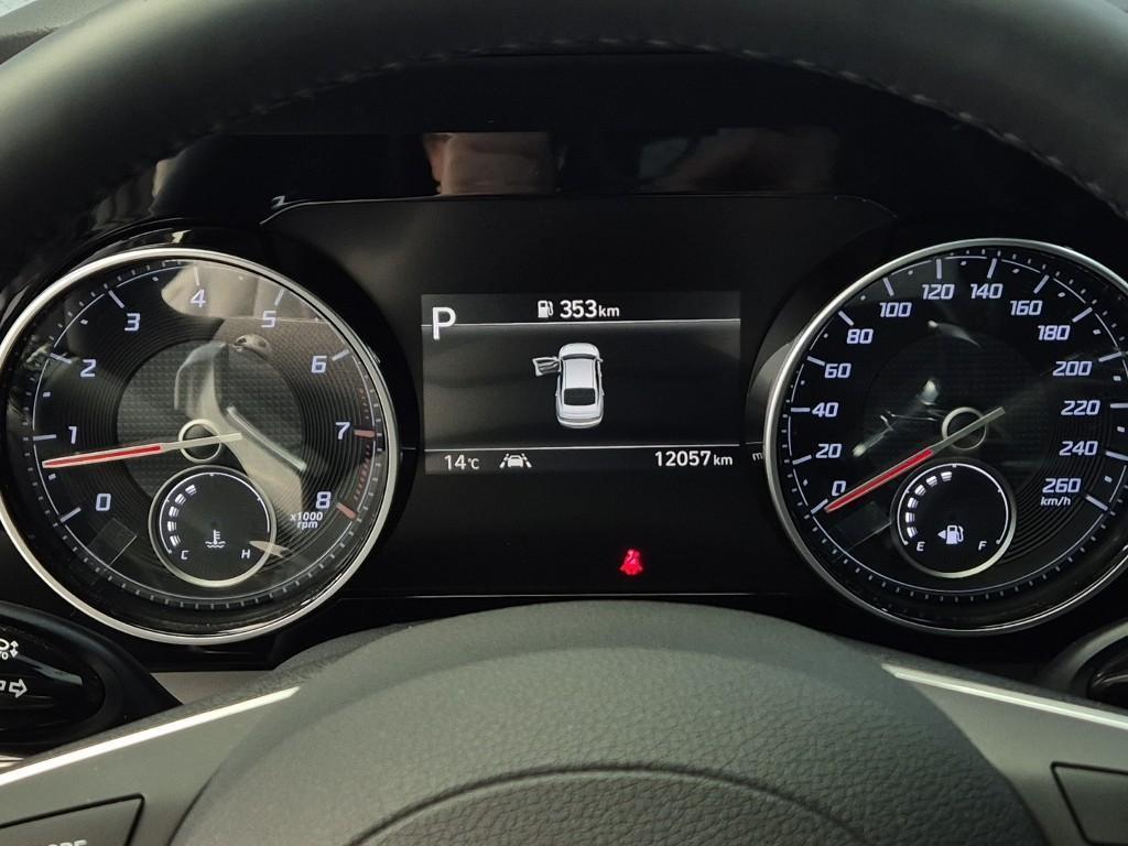 HYUNDAI Grandeur - Vista 6