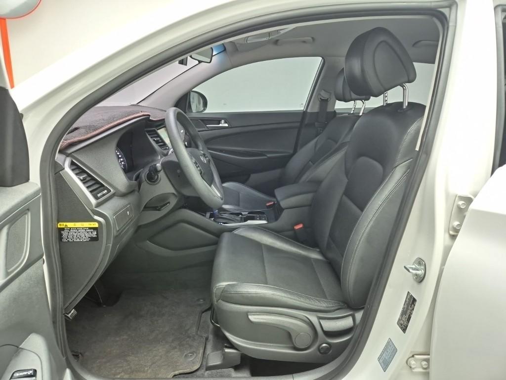 HYUNDAI Tucson - Vista 11