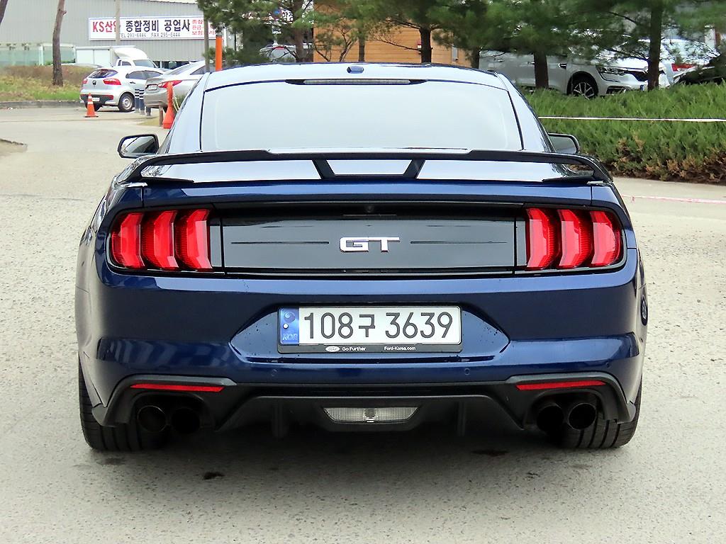 Ford Mustang - Vista 4