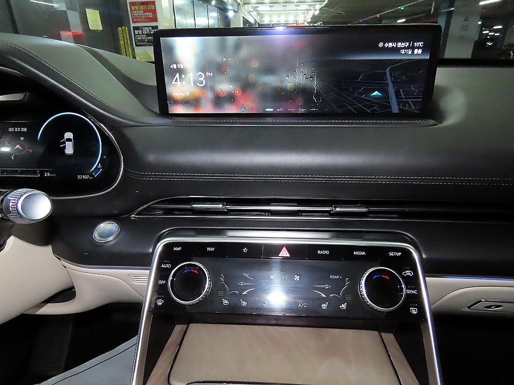 Genesis GV80 - Vista 11