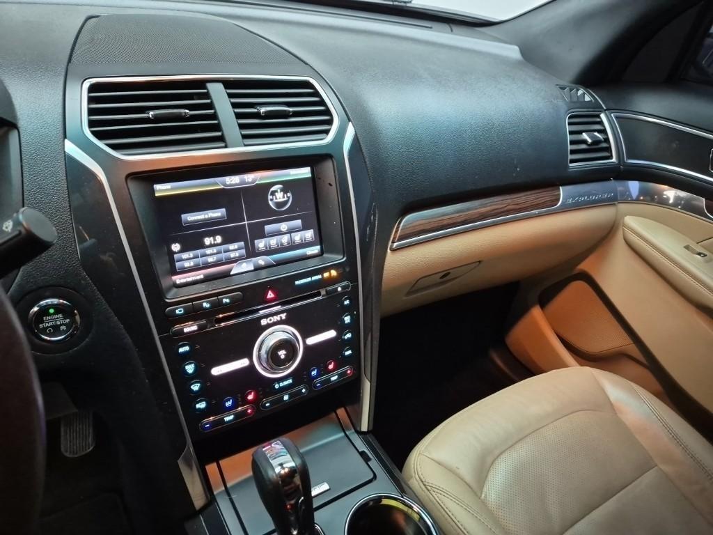 Ford Explorer - Vista 10