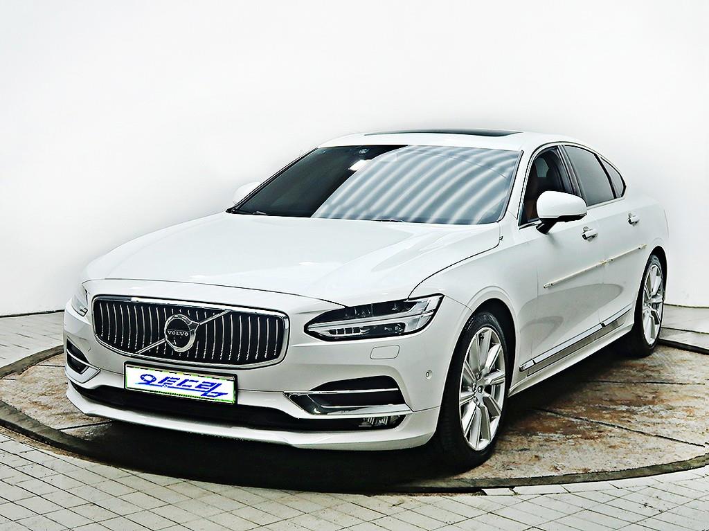 Volvo S90 - Vista 3