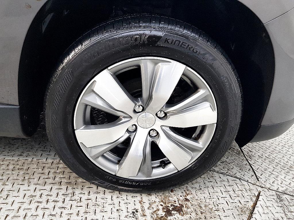 Peugeot 2008 2015 Gris - Importación desde Corea - HF Imports Iquique - Foto 20