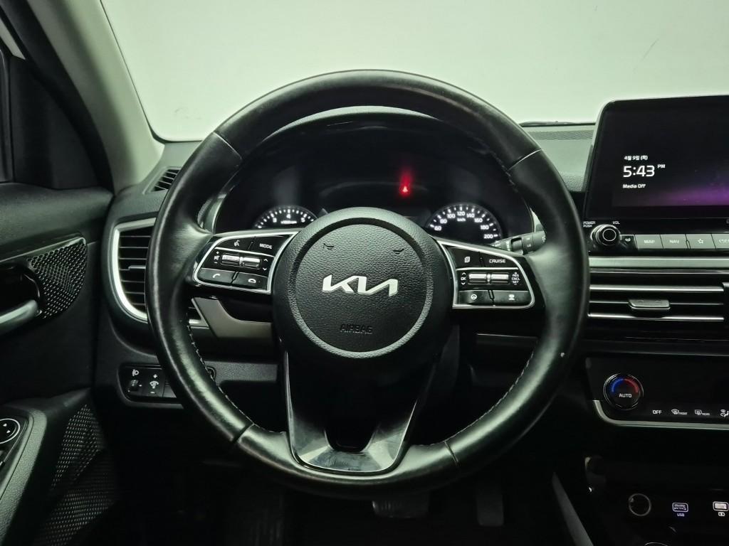 KIA Seltos - Vista 9