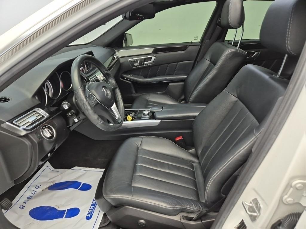 Mercedes Benz E class - Vista 11