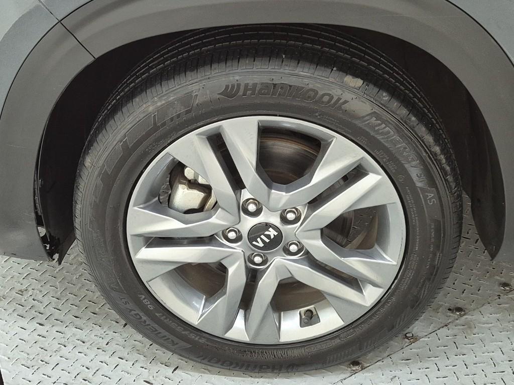 KIA Seltos 2021 Gris - Importación desde Corea - HF Imports Iquique - Foto 17