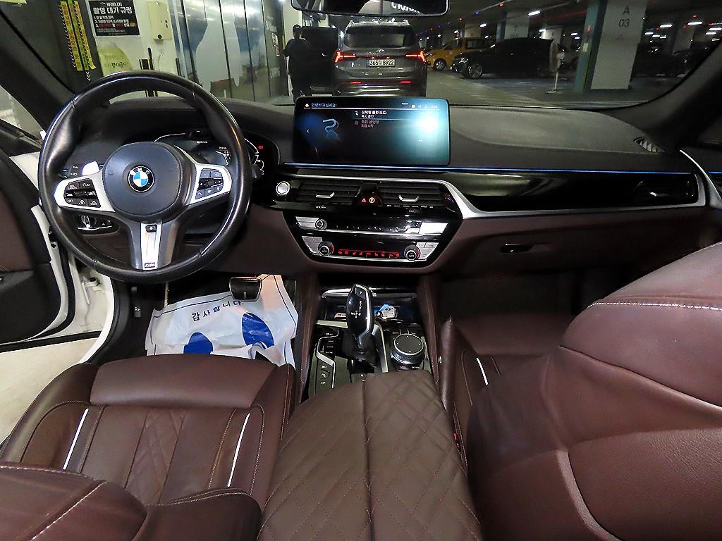 BMW 5 Series - Vista 10