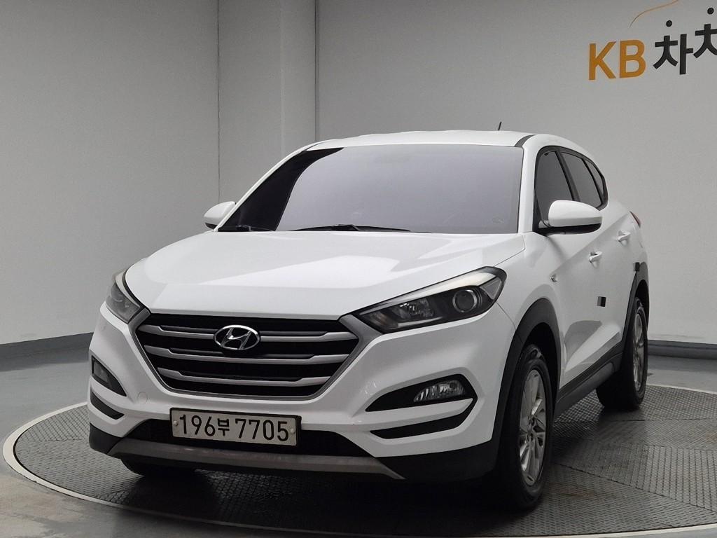 HYUNDAI Tucson 2017 Blanco - Importación desde Corea - HF Imports Iquique - Foto 1