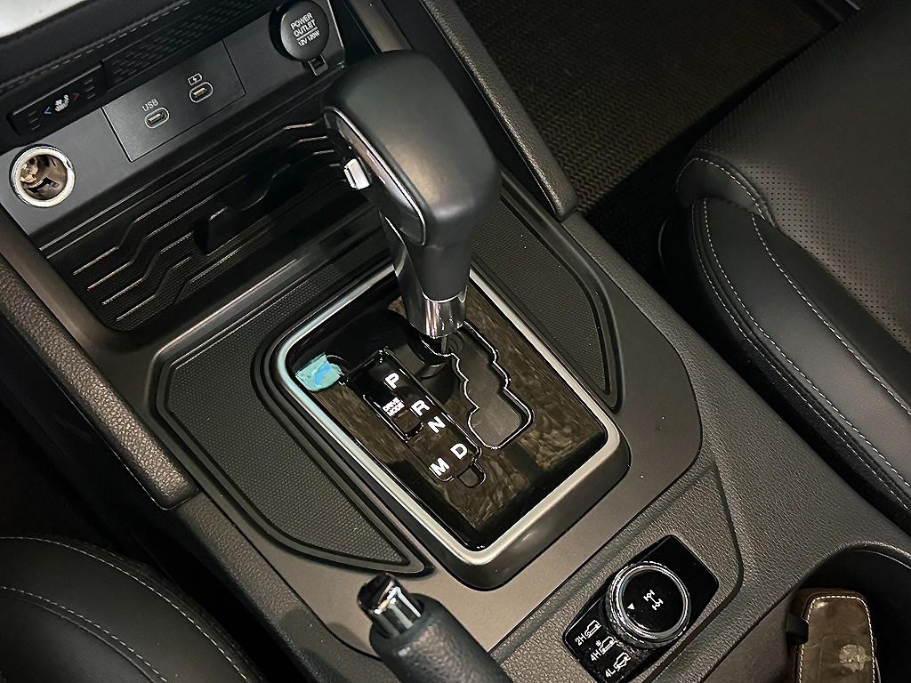 Ssangyong Rexton - Vista 11