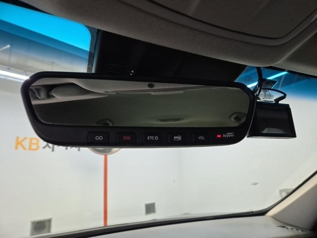 Genesis G80 2019 Negro - Importación desde Corea - HF Imports Iquique - Foto 15