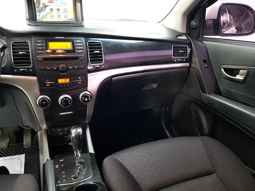 Ssangyong Korando - Vista 10