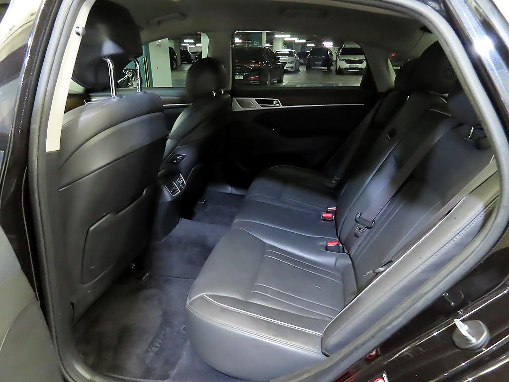 Genesis G80 - Vista 7