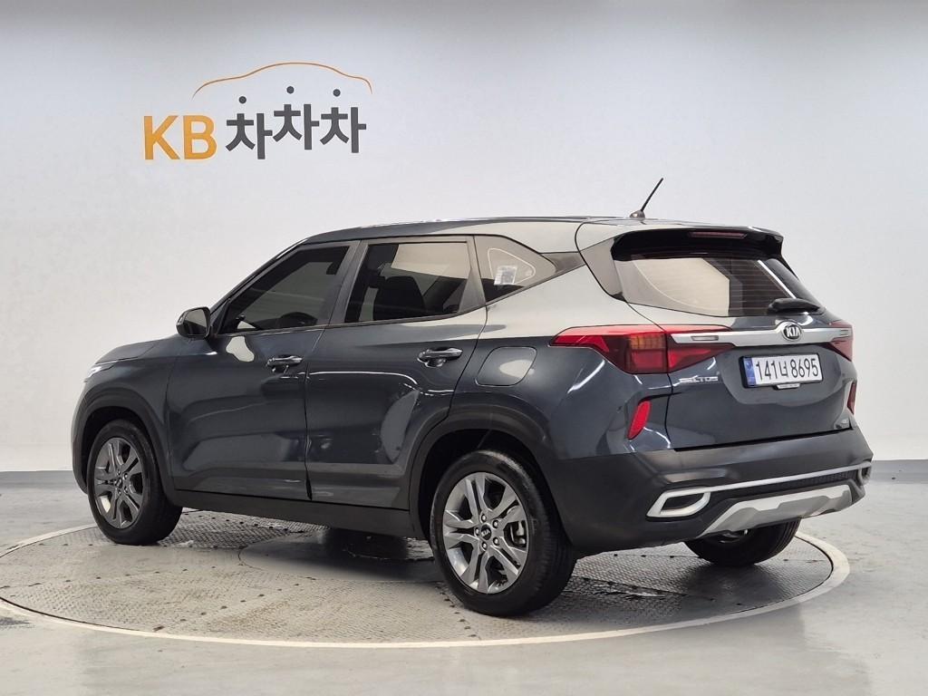 KIA Seltos - Vista 2