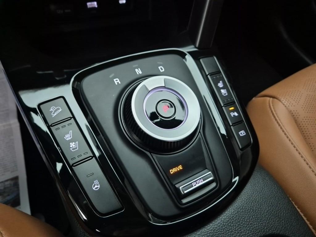 KIA Seltos 2024 Blanco - Importación desde Corea - HF Imports Iquique - Foto 14