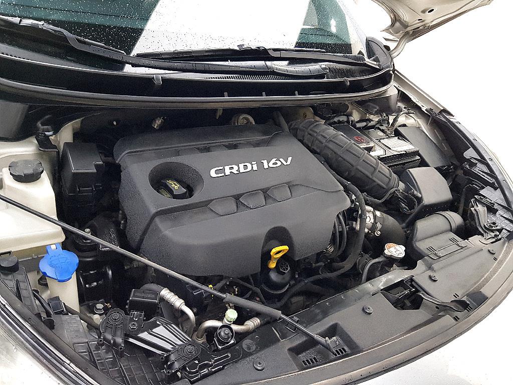 HYUNDAI i30 - Vista 6