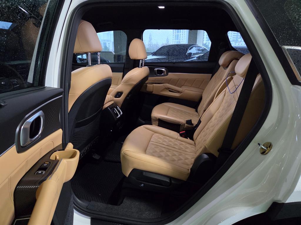 KIA Sorento - Vista 7