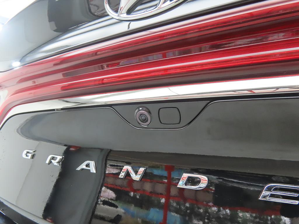 HYUNDAI Grandeur 2017 Negro - Importación desde Corea - HF Imports Iquique - Foto 16