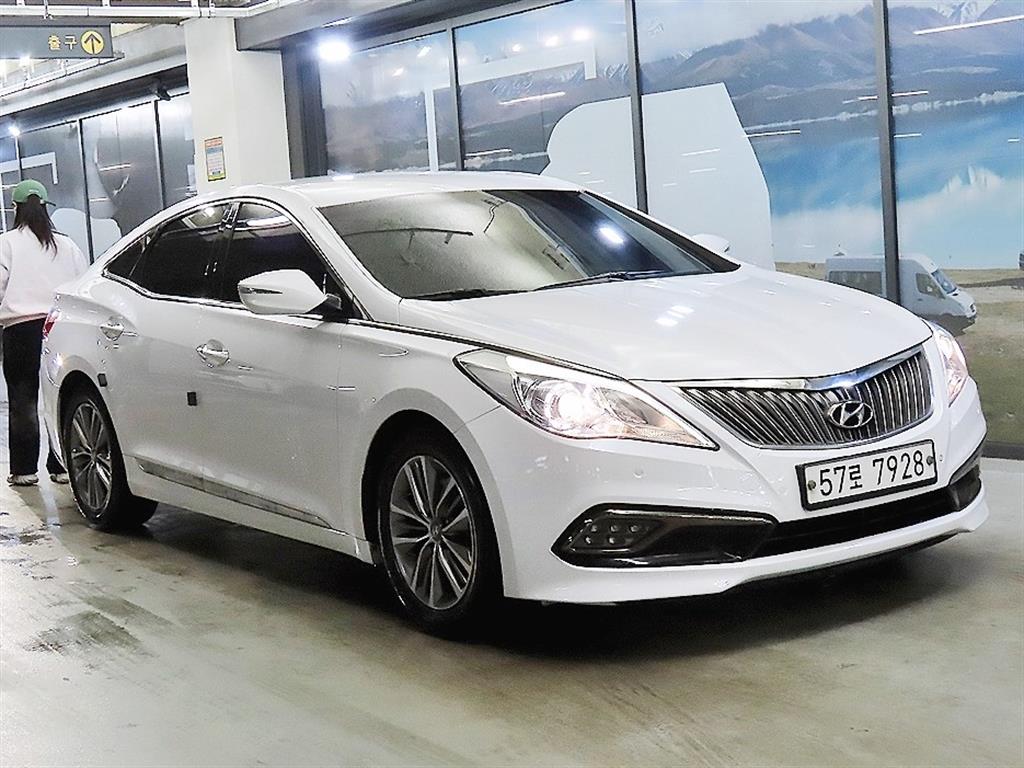 HYUNDAI Grandeur 2015 Blanco - Importación desde Corea - HF Imports Iquique - Foto 1