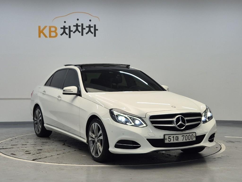 Mercedes Benz E class - Vista 4