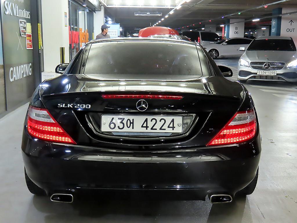 Mercedes Benz SLK Class - Vista 5