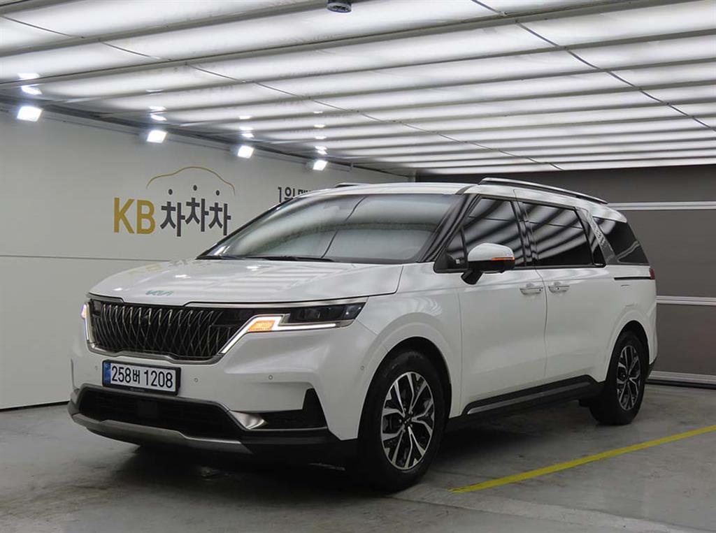 KIA Carnival 2023 Blanco - Importación desde Corea - HF Imports Iquique - Foto 1